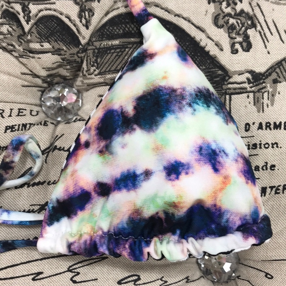 SPLENDID Going Coastal Reversible Triangle Bra - Picture 5 of 9
